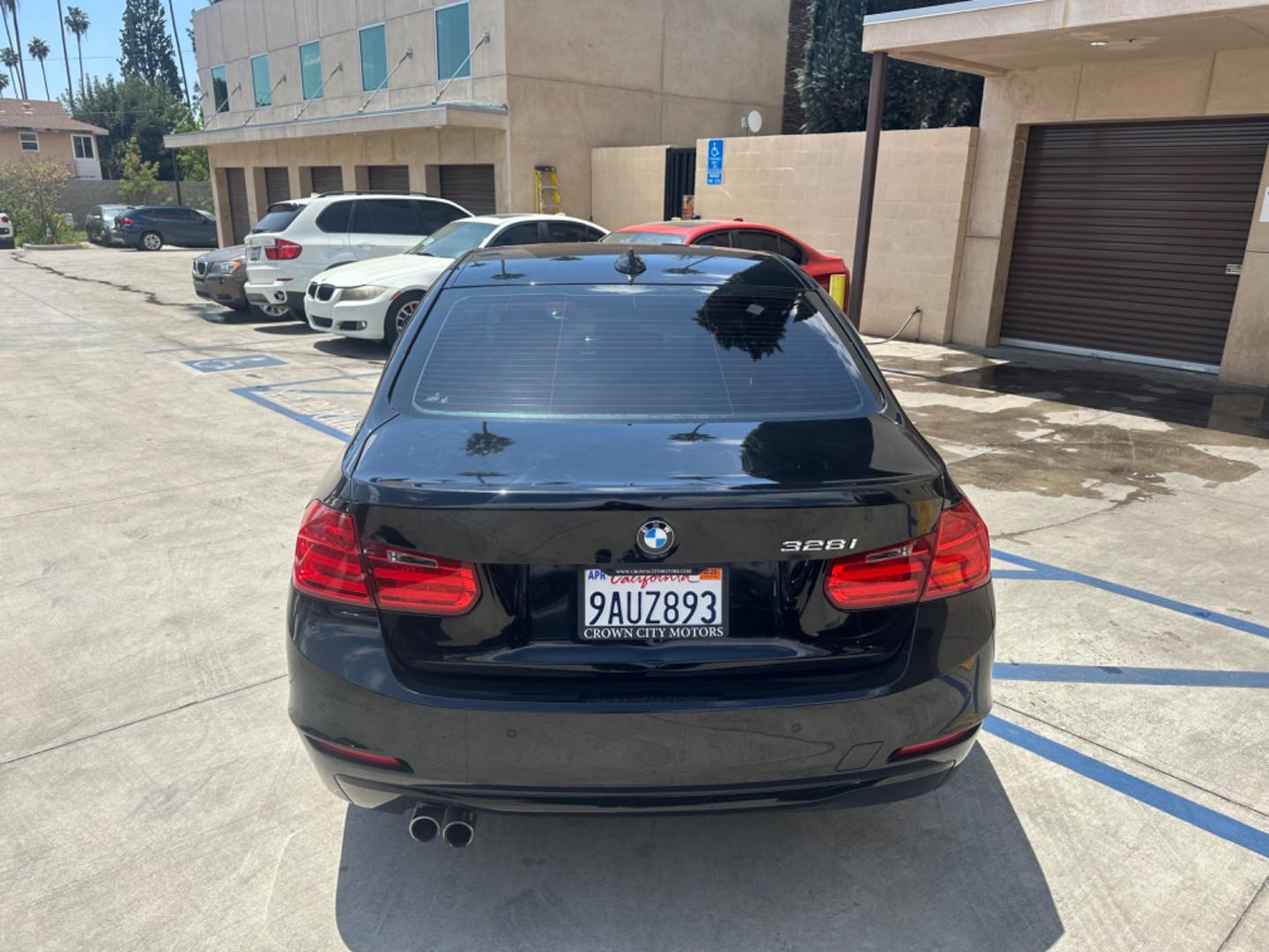 2015 Black Metallic /Black BMW 3-Series 328i SULEV (WBA3C1C58FK) with an 2.0L L4 DOHC 16V engine, 8-Speed Automatic transmission, located at 30 S. Berkeley Avenue, Pasadena, CA, 91107, (626) 248-7567, 34.145447, -118.109398 - Navigation! Leather Seats! Moon-roof! Back up Camera! This 2015 BMW 3-Series 328i SULEV looks and drives well. We can help! We are the bank. All our cars are thoroughly inspected and reconditioned by our technicians. FREE CARFAX report. Stop by or call to speak with our friendly staff. Whether you h - Photo#4